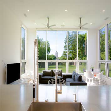 ITASCA MODERN RESIDENCE
