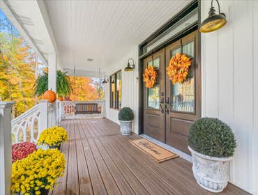 Photos by Lavish Builders LLC #1 Modern Farmhouse/Ranch