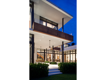 South Island Home In collaboration with KZ Architects Laqcon Group built this beautiful custom home