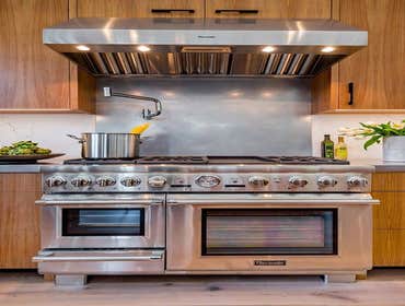 Napa-Style Modern Farmhouse