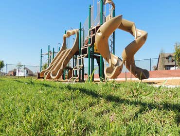 Commercial Aquatic/Amenity Centers and Entry Walls/Fountains
