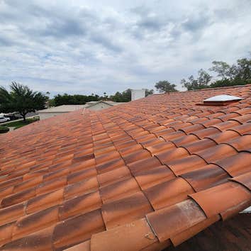 Villegas Roofing LLC