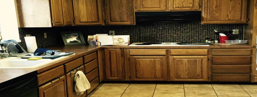 Two baths and a kitchen Here are some pictures of a beautiful home with just a few upgrades that it needed to bring it up to par.
You'll see th...