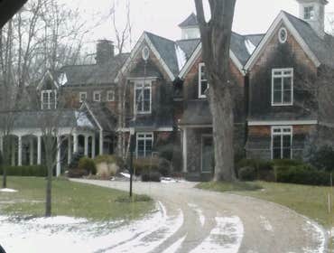 Home on Lake Waramaug