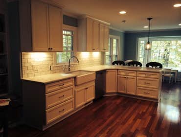 Custom Kitchen Cabinets