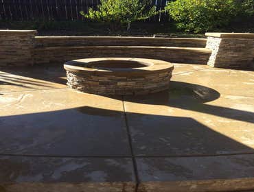 fire pit with Radius Seatwall