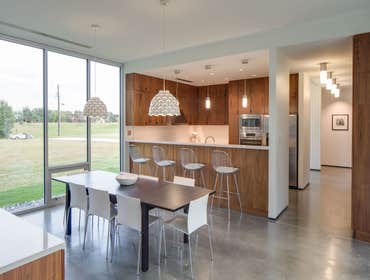 House For 5 A family with three children recently moved to a small, rural, west Tennessee town where they sought a house more suited for their contempo