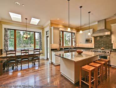 Bear Creek Modern Kitchen
