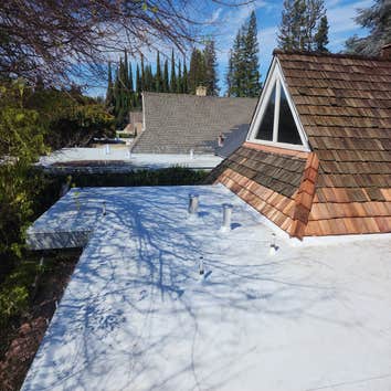 Julio & Family Roofing Inc