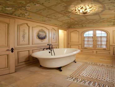 French Provincial Bath