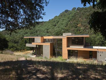 Modern House A California modern house in the SF Bay Area. We collaborated with the architect on the design. The components were all custom build.