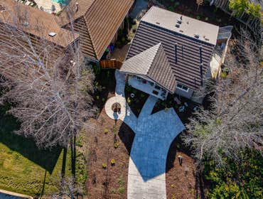 Detached ADU - Saratoga, CA This beautiful ADU was built from the ground up with great attention to details. It's high ceilings and slick design will m