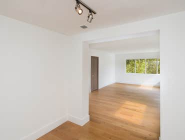 EUROPEAN OAK INSTALLATION