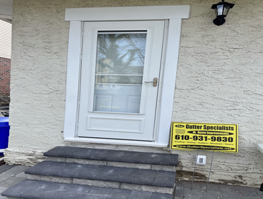 LOCATION Havertown Install new exterior back kitchen door , whit new trim round.