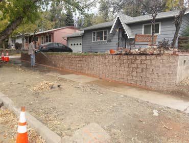 Retaining Walls Installation