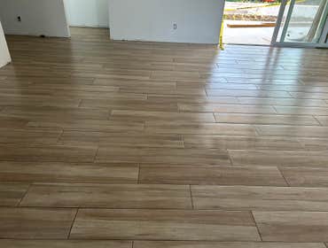 Plank tile large format install