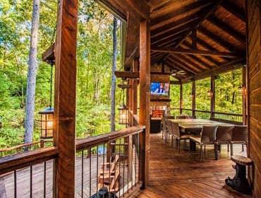 Luxury Custom Cabins