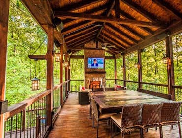 Luxury Custom Cabins