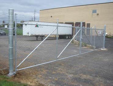 Wayne's Fence actual projects Wood, PVC, Iron/Aluminum, Chain Link, Swimming Pool Fence, Baseball Fence, Tennis Court Fence, Industrial Fence, Horse an