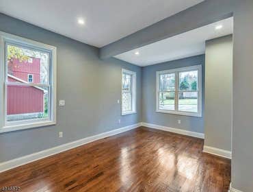 60 Ralph Place