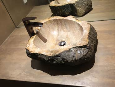 Custom Tops and Sinks