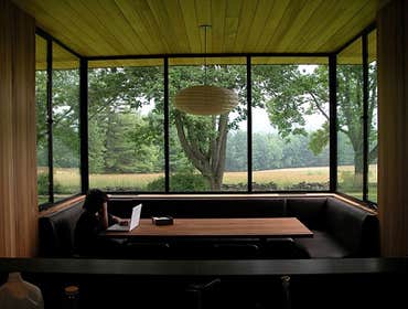 MID-CENTURY MODERN