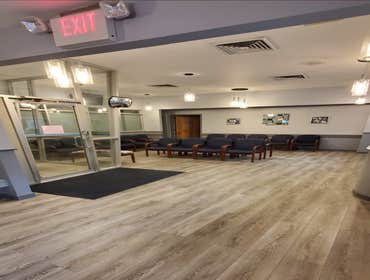 Commercial Project. - Medical Offices. - Brooklyn NY Radiology Associates of Brooklyn, LLP
Paint work and new Cali Bambo floor Instalation (Vinyl floor