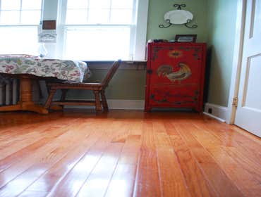 Colonial Oak Hardwood Floor
