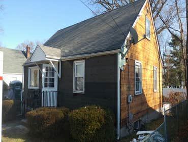 203k Addition in Fairlawn NJ Small cape converted to center hall colonial.