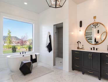 Photos by James Clyde Homes #1