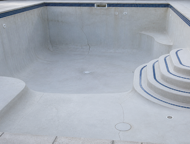 Swimming Pool Repair Service