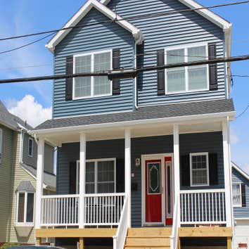 NEW CONSTRUCTION-MODULAR HOME