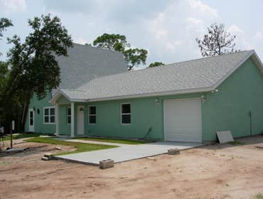 D&W Construction Services Project Addition Projects
Port Orange: New Kitchen, Dining and Master Suite with Balcony
New Smyrna: Single Family Residenc