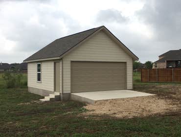 Photos by Esteban's Concrete