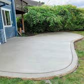 Concrete Patio with Curved Contour
