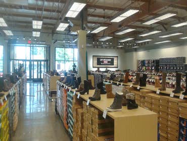 Cerritos, CA OFF BROADWAY SHOES T.I Project, Metal Framing, Drywall, Installed Doors, FRP....