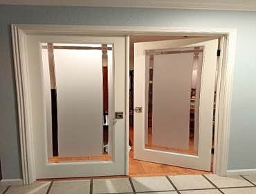 1 lite Frosted Double Doors