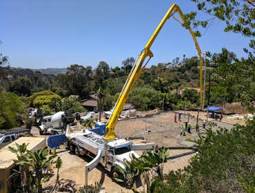 Del Mar spec home New spec home designed by Thomas Development and Design Theory Studio. Coming for sale in 2018. 5000sqft home with pool and guest hou