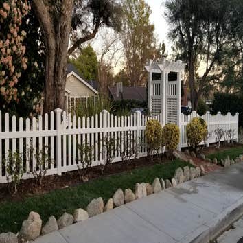 Practic Vinyl Fencing Inc