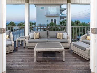 BEACH HOUSE [reno]