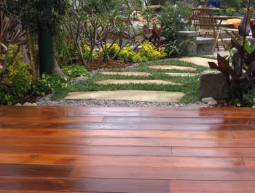 Custom Design and Build water feature specialist. Pond~ology is a full service water feature design and build firm located in North county San Diego. 