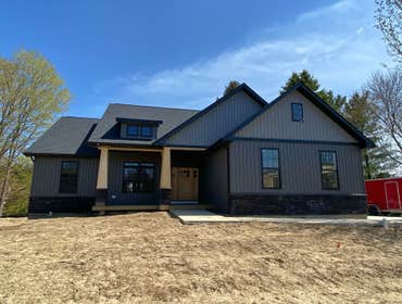 Custom Home 1811 sqft - 3bd 2bath - more photos coming soon