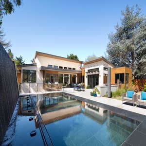 Hydrofloor ® in down position