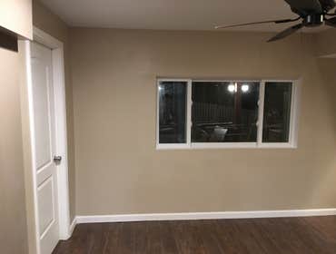 Picture window