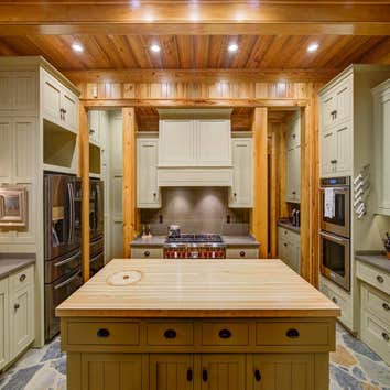 New Construction: Alabama Hunting Lodge