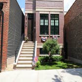 W Barry Ave Home