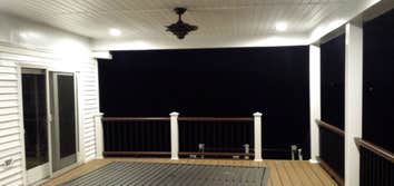 Built roof w/ lights and fan