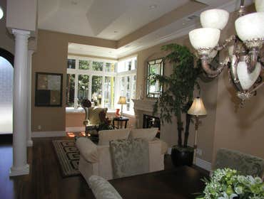 Suzanne 2 Gallery