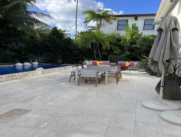 Limestone Patio redesign by Shosh vant Verlaat, Hardscape Designer