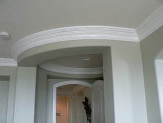 Round radius crown moulding